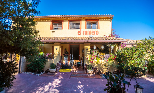 Revente - Commercial - Hondón de las Nieves