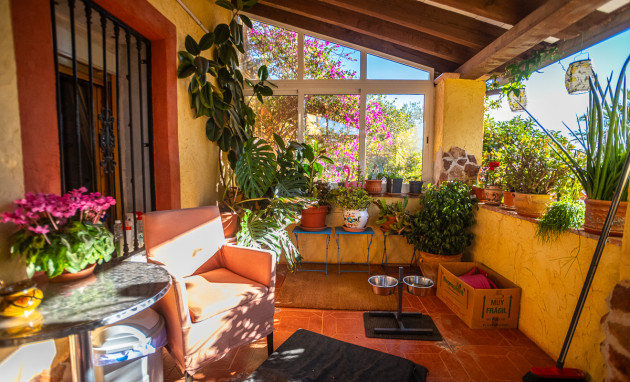 Revente - Commercial - Hondón de las Nieves