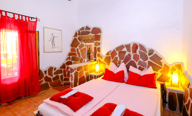 Revente - Commercial - Hondón de las Nieves