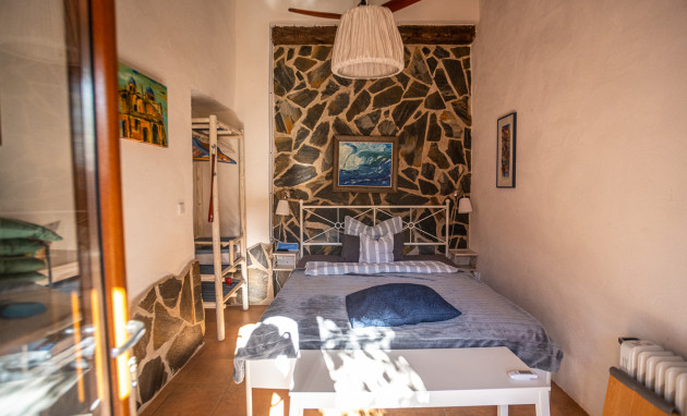 Revente - Commercial - Hondón de las Nieves