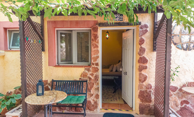 Revente - Commercial - Hondón de las Nieves