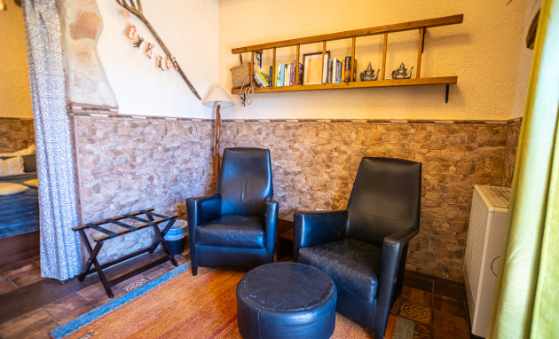 Revente - Commercial - Hondón de las Nieves