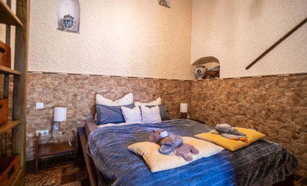 Revente - Commercial - Hondón de las Nieves