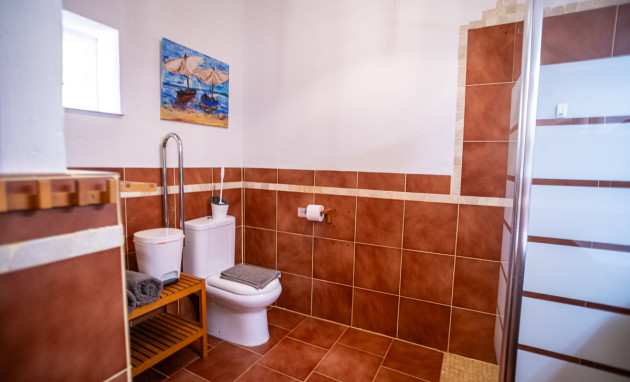 Revente - Commercial - Hondón de las Nieves