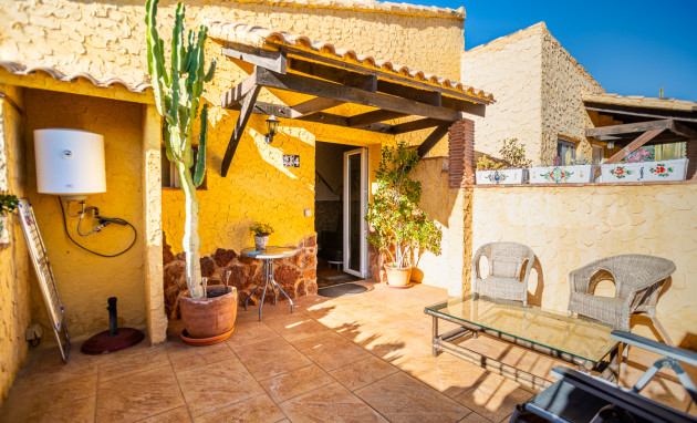 Revente - Commercial - Hondón de las Nieves