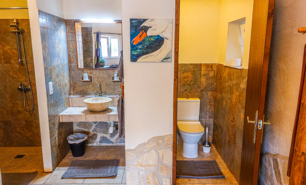 Revente - Commercial - Hondón de las Nieves