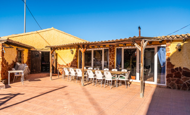 Revente - Commercial - Hondón de las Nieves