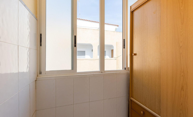 Resale - Apartment - Torrevieja - Los Europeos