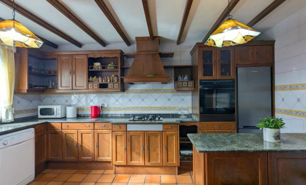 Resale - Detached Villa - Mil Palmeras