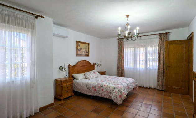 Resale - Detached Villa - Mil Palmeras
