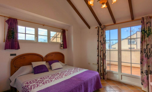 Resale - Detached Villa - Mil Palmeras