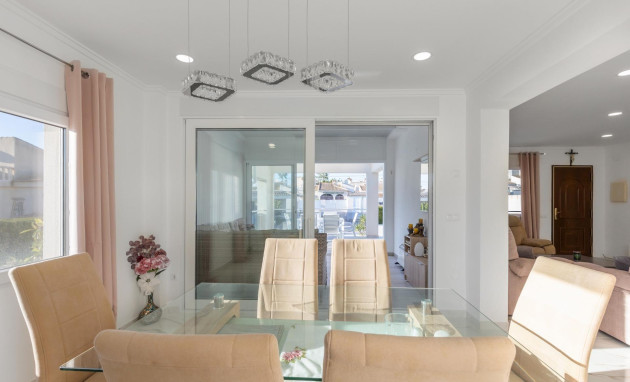 Herverkoop - Villa - Torrevieja - La siesta