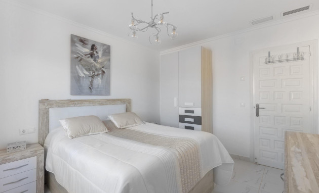 Herverkoop - Villa - Torrevieja - La siesta