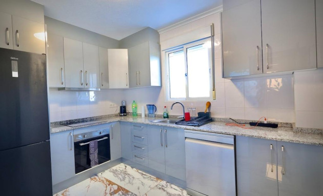 Herverkoop - Villa - San Miguel de Salinas - Residencial los flamencos