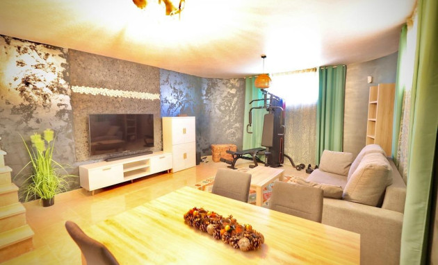 Herverkoop - Villa - San Miguel de Salinas - Residencial los flamencos