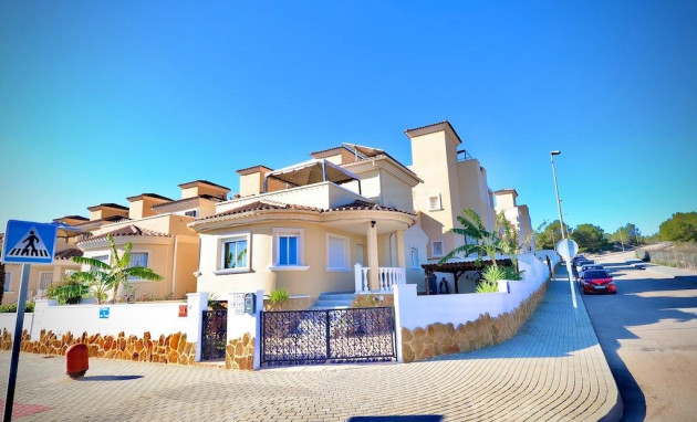 Herverkoop - Villa - San Miguel de Salinas - Residencial los flamencos