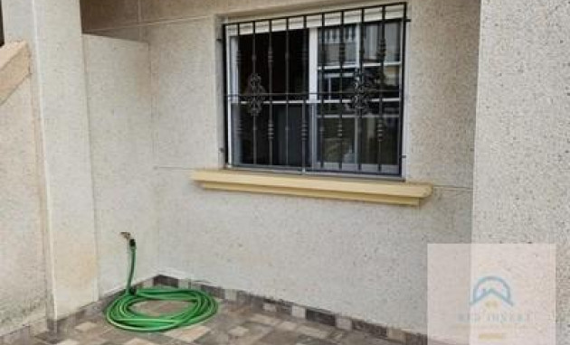 Herverkoop - Terraced house - Torrevieja - La Siesta - El Salado - Torreta