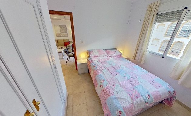 Herverkoop - Apartment - Orihuela Costa - La Zenia