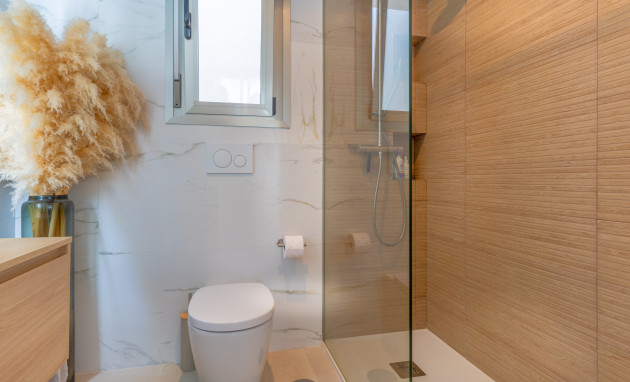 Resale - 4. House - Detached Villa - San Miguel de Salinas