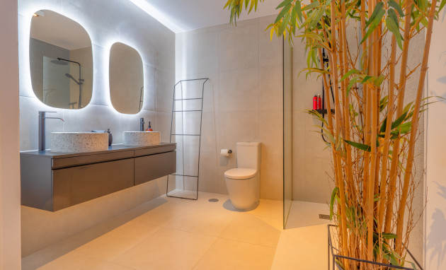 Resale - 4. House - Detached Villa - San Miguel de Salinas