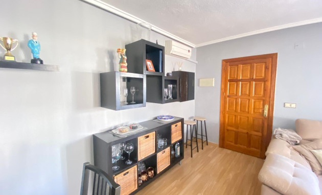 Herverkoop - duplex - Torrevieja - Carrefour