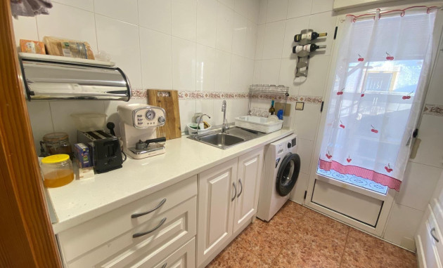 Herverkoop - duplex - Torrevieja - Carrefour