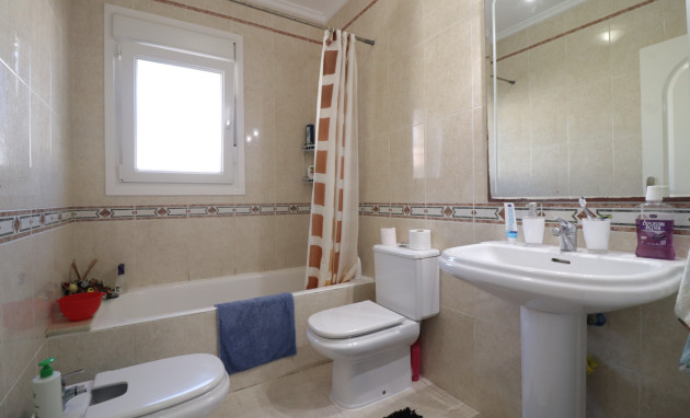 Herverkoop - Detached Villa - Benijofar - Monte Azul