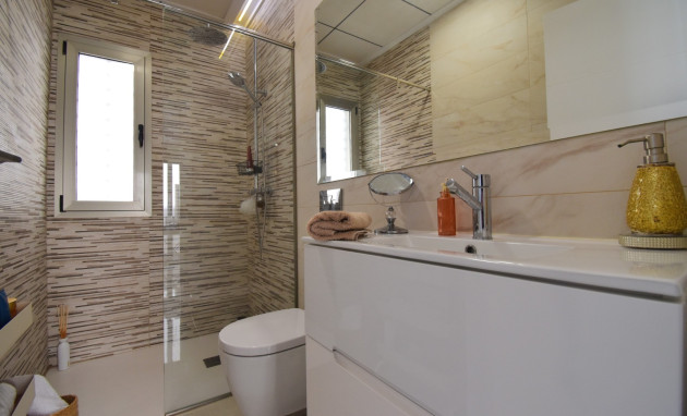 Herverkoop - Detached Villa - Orihuela Costa - Villamartin