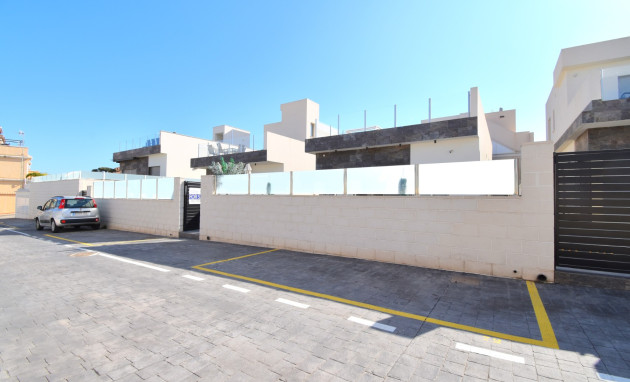Herverkoop - Detached Villa - Orihuela Costa - Villamartin