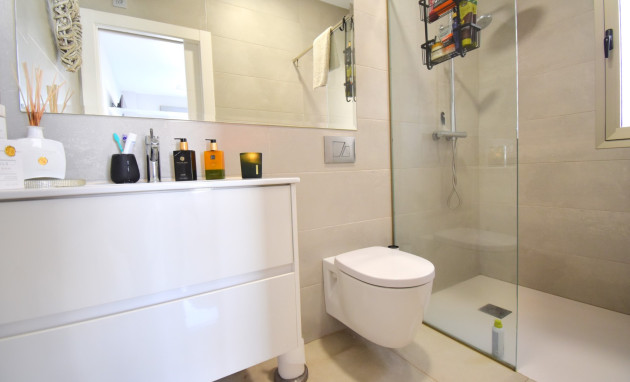 Herverkoop - Detached Villa - Orihuela Costa - Villamartin