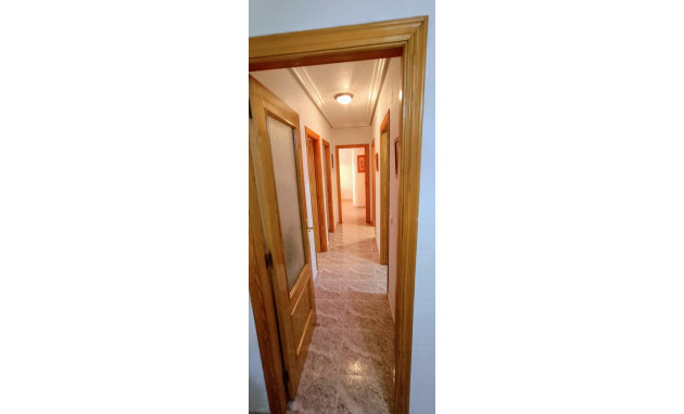 Revente - Apartment - Torrevieja - Estacion de autobuses