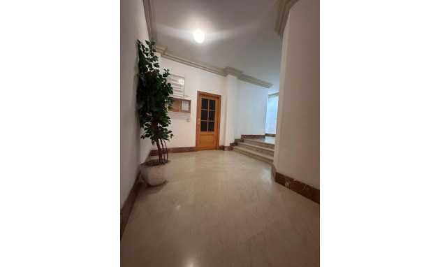 Revente - Apartment - Torrevieja - torrevieja