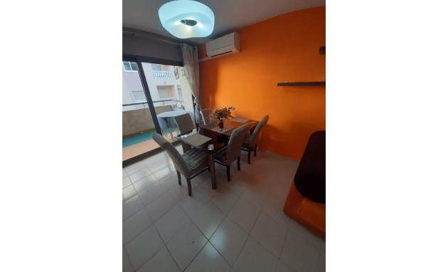 Herverkoop - Apartment - Torrevieja - Centro
