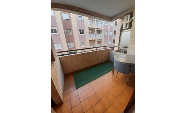 Herverkoop - Apartment - Torrevieja - Centro
