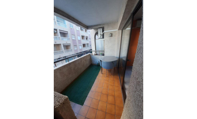 Herverkoop - Apartment - Torrevieja - Centro