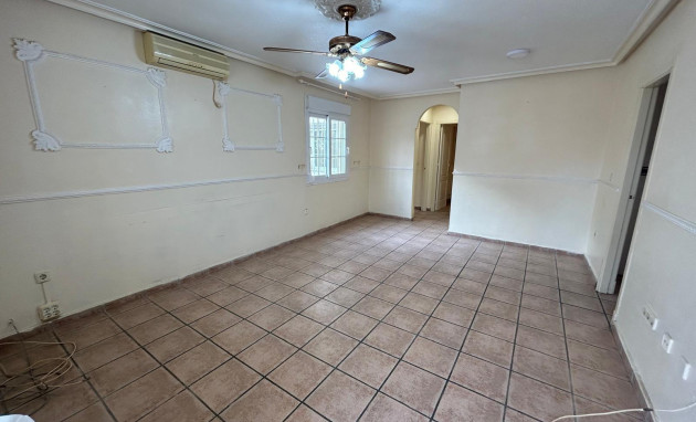 Herverkoop - Bungalow - Gelijkvloers - Torrevieja - La siesta