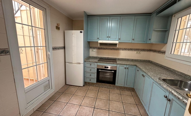 Herverkoop - Bungalow - Gelijkvloers - Torrevieja - La siesta