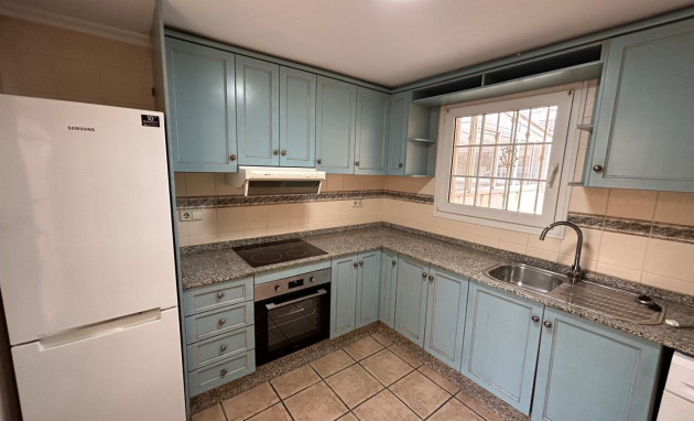 Herverkoop - Bungalow - Gelijkvloers - Torrevieja - La siesta