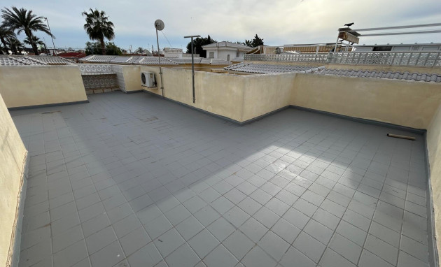 Herverkoop - Bungalow - Gelijkvloers - Torrevieja - La siesta