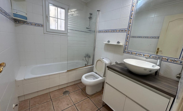 Herverkoop - Bungalow - Gelijkvloers - Torrevieja - La siesta