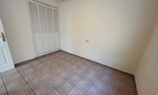 Herverkoop - Bungalow - Gelijkvloers - Torrevieja - La siesta