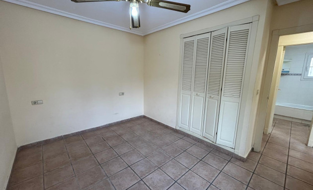 Herverkoop - Bungalow - Gelijkvloers - Torrevieja - La siesta