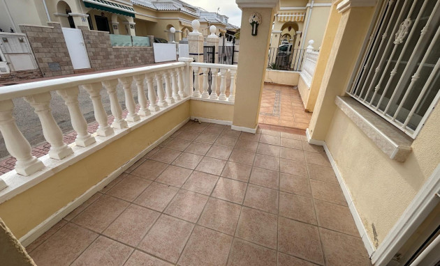 Herverkoop - Bungalow - Gelijkvloers - Torrevieja - La siesta