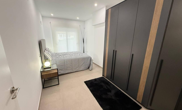 Herverkoop - Apartment - Guardamar del Segura - Pueblo