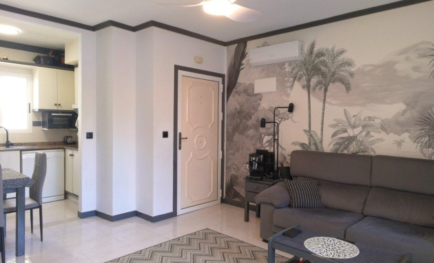 Herverkoop - Apartment - Torrevieja - Torreblanca