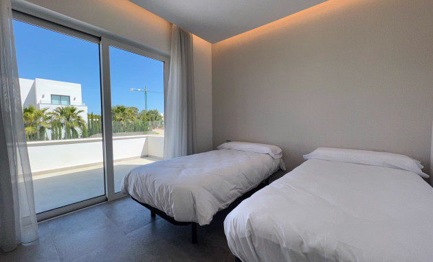 Reventa - Villa - LAS COLINAS GOLF RESORT