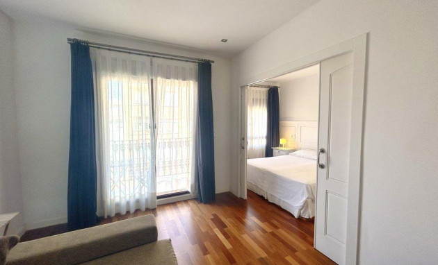 Herverkoop - Apartment - Torrevieja - Centro