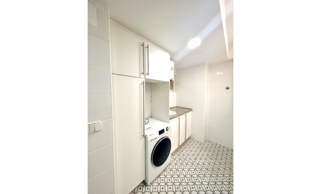 Herverkoop - Apartment - Torrevieja - Centro