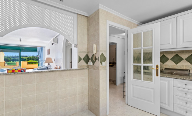 Herverkoop - Apartment - Campoamor