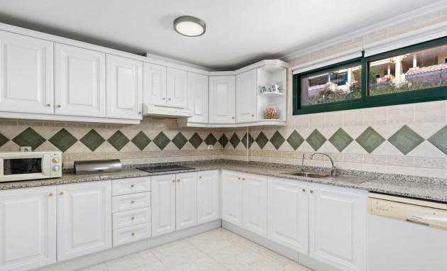 Herverkoop - Apartment - Campoamor